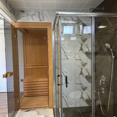 Villa Ozel Havuzlu Ve Saunali Muhtesem